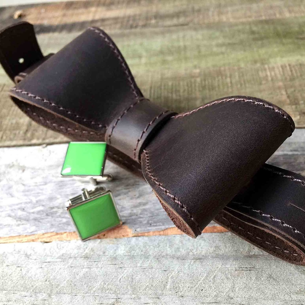 Men's Leather Bow Tie - Picture 4 of 8